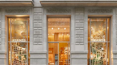 is hermes cheaper in barcelona